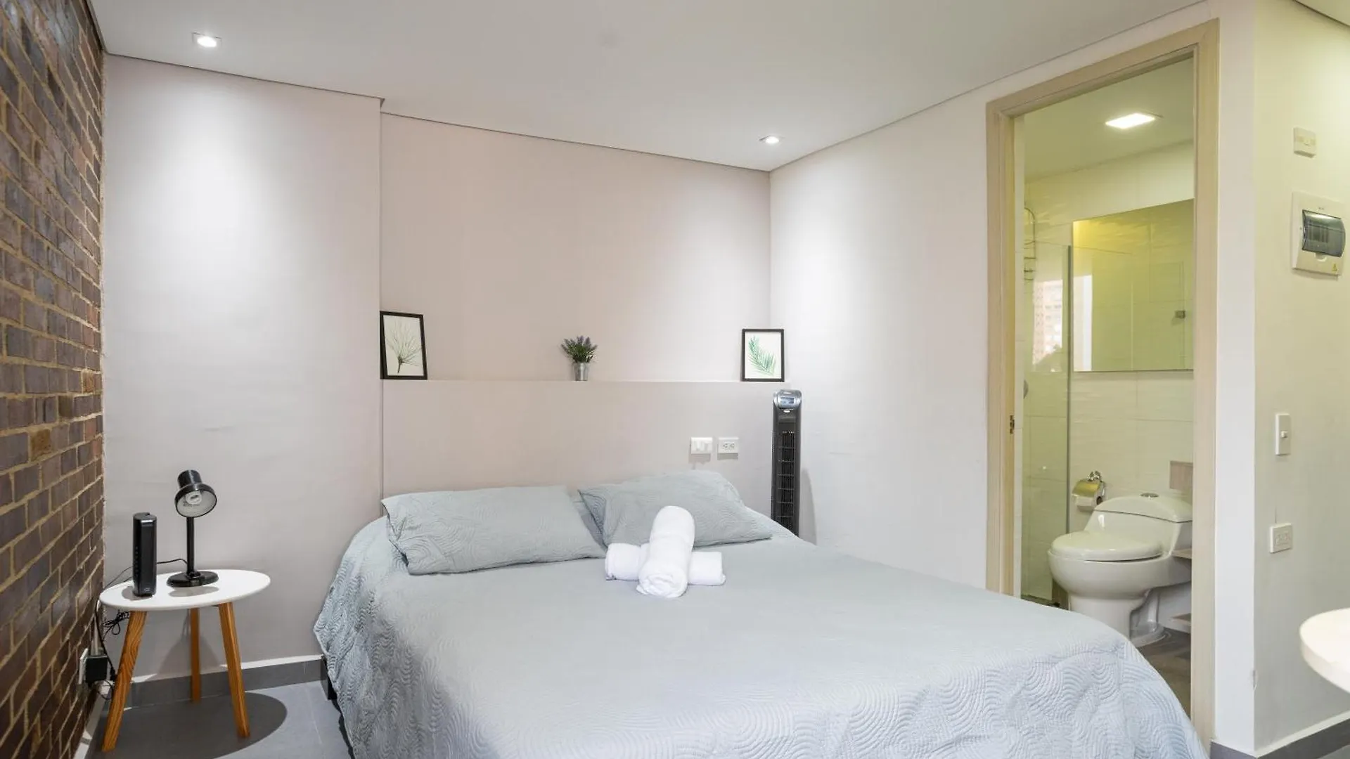 Beautiful Apt In Poblado-Tesoro Near Provenza! Medellin 0*,  Colombia