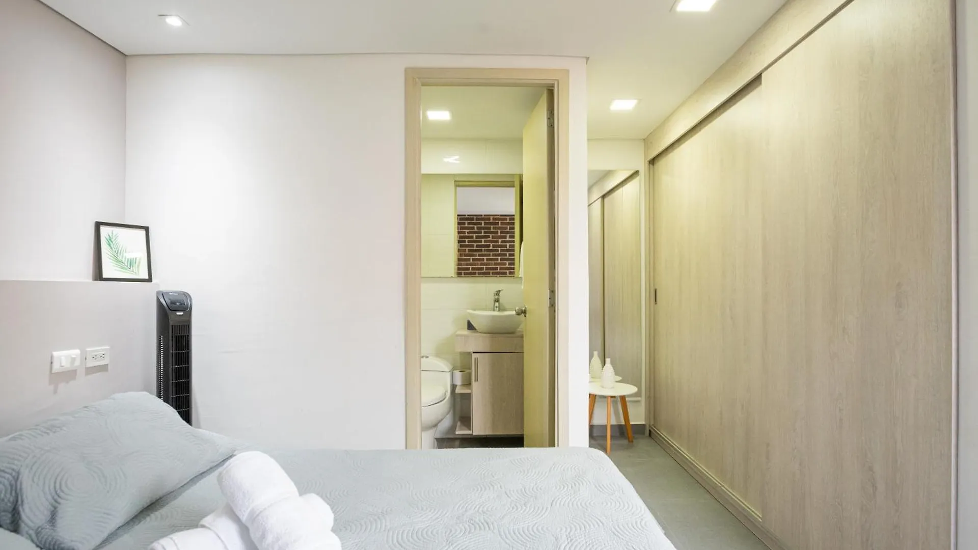 Apartamento Beautiful Apt In Poblado-Tesoro Near Provenza! Medellín